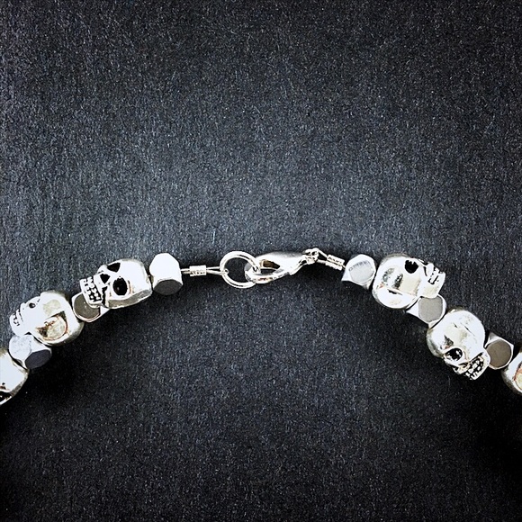 20” Silver Skull & Hematite Beaded Necklace Chain - Picture 5 of 5